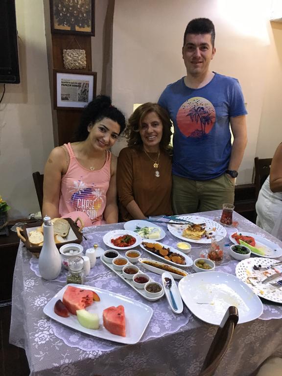 Papazin Konagi Hotel Ayvalik Bagian luar foto